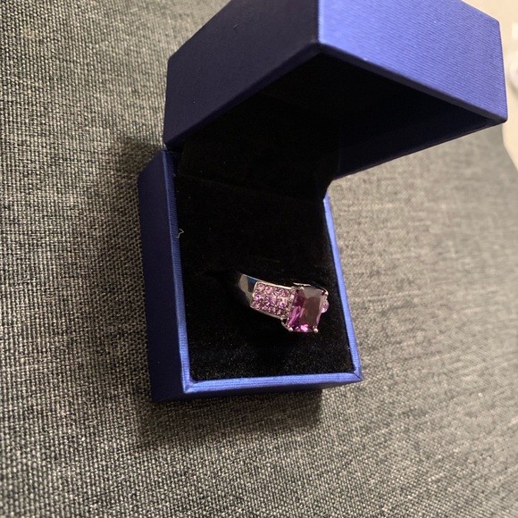 Sterling silver purple cubic zirconia - Picture 2 of 3